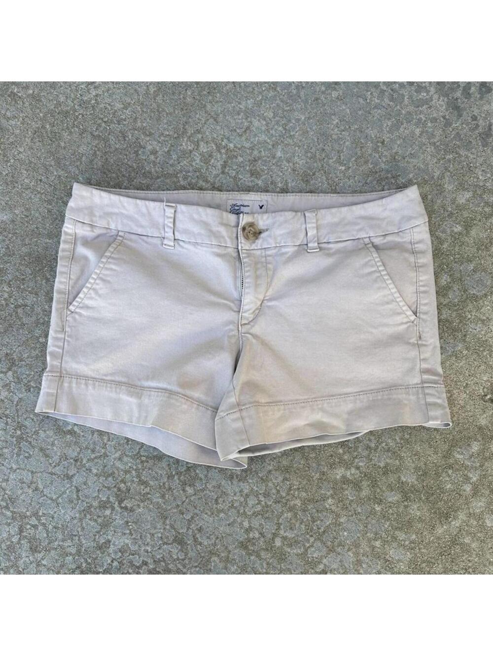 Y2K American Eagle Outfitters Stretch Khaki Shorts (8)